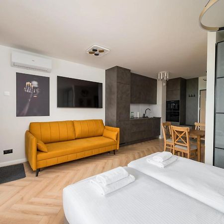Premium Studio Klobucka Airport Warschau Exterior foto